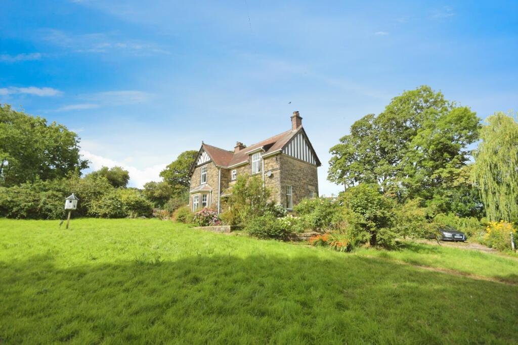 Thornhurst, Thorn House Lane, Wharncliffe Side, S35 photo 2