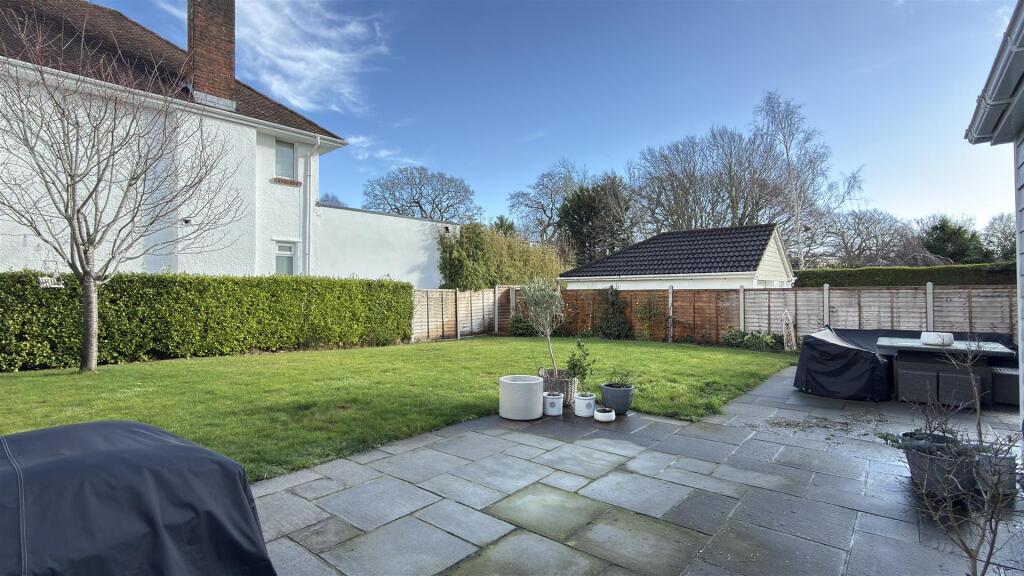 Additional image 2 of Sandbanks Road, Lilliput