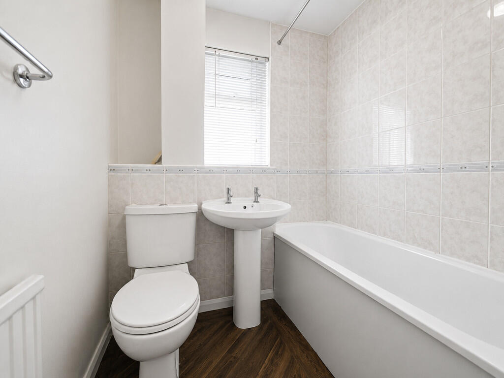 House in Southall - View 4