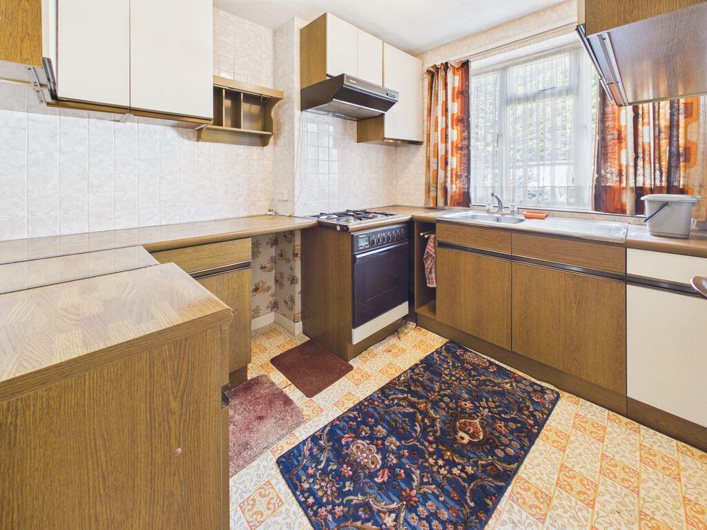 Apartment in Tandridge, Whyteleafe - View 5