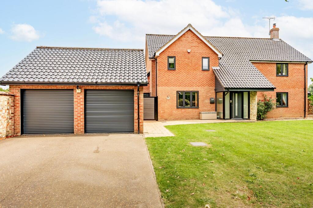 Main image of property: Pipers Gardens, Diss