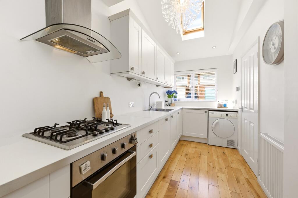 Englehurst, Harpenden, Hertfordshire, AL5 photo 5