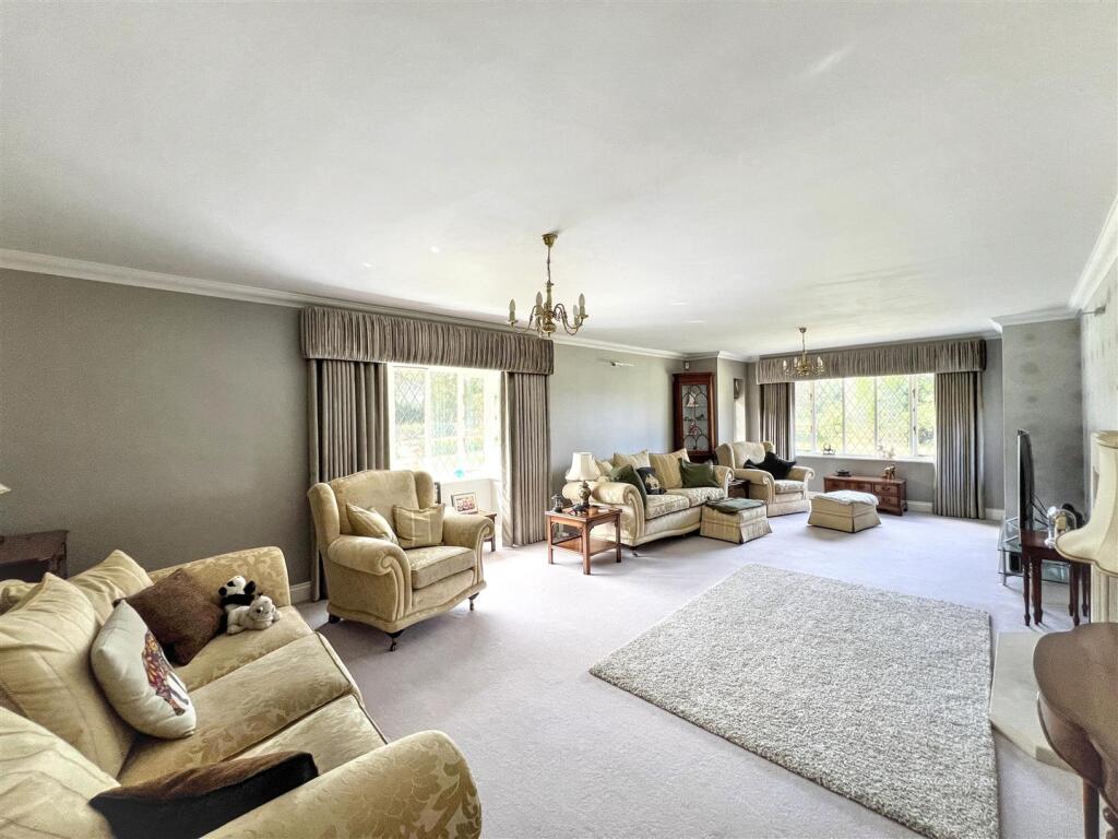 House in Northampton, Grendon - View 4