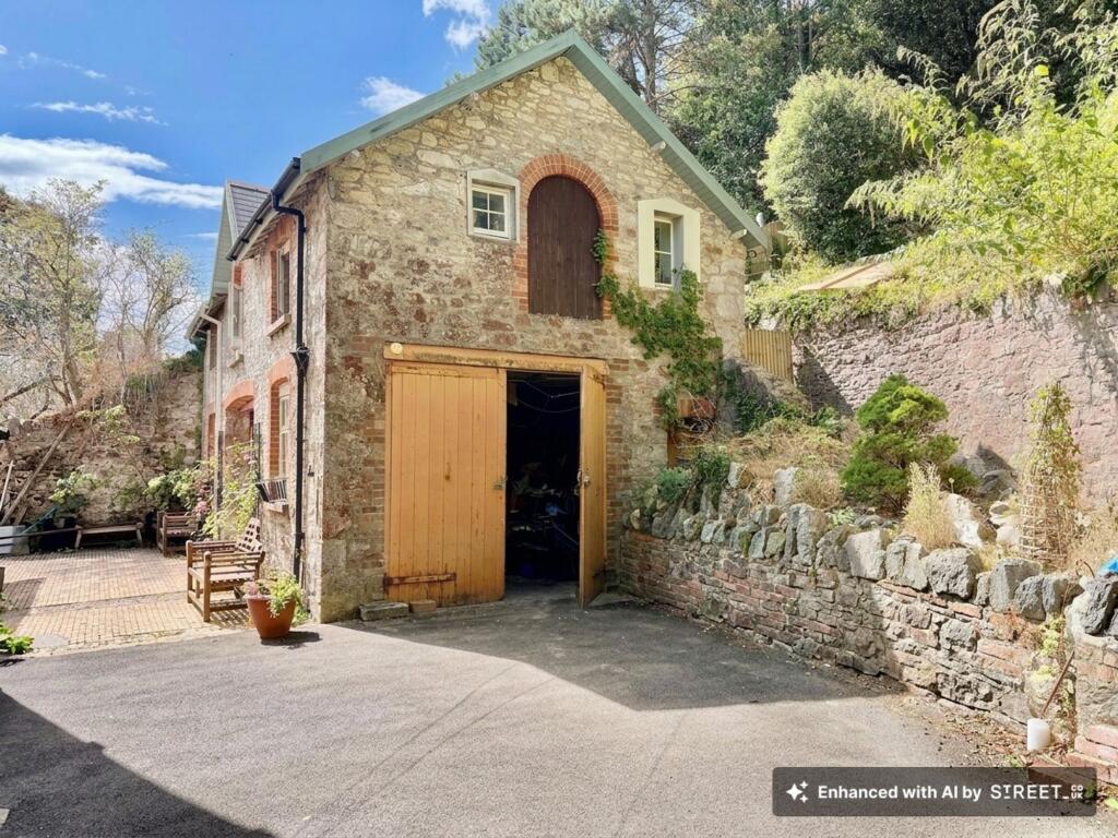 House in Teignbridge, Wolborough, Newton Abbot - View 4