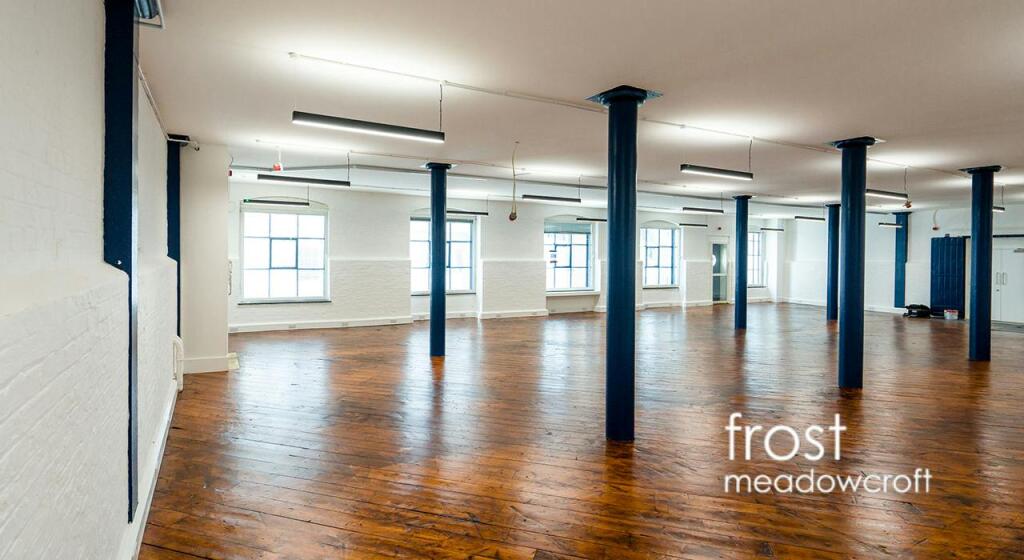 ChelseaWharf Lots Road SW10 office to let 12.jpg