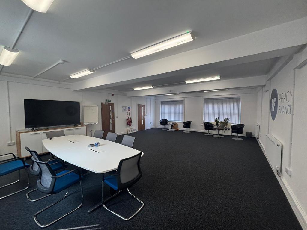 Additional image 9 of Clinton House, High Street, Coleshill, Birmingham, Warwickshire, B46 3BP