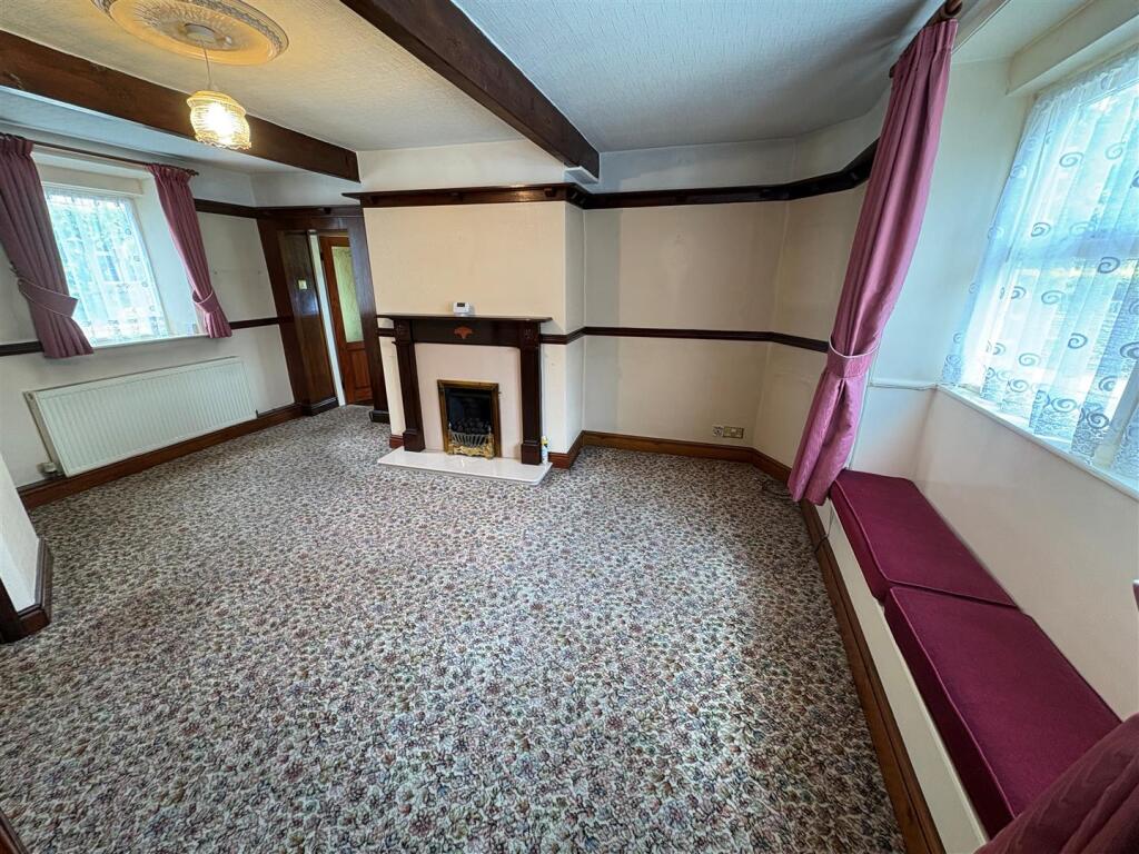 House in Bradford, Clayton - View 4