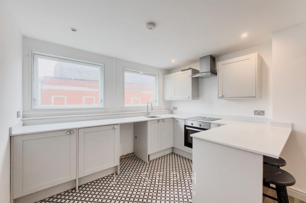 Apartment in Ipswich - View 4