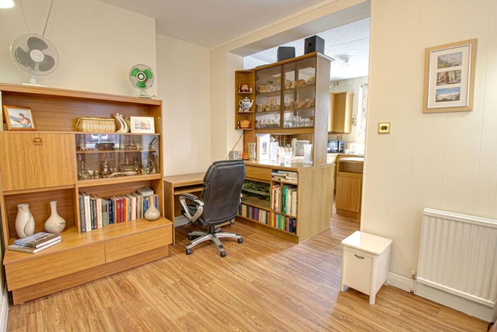 House in Salford, Greater Manchester - View 5