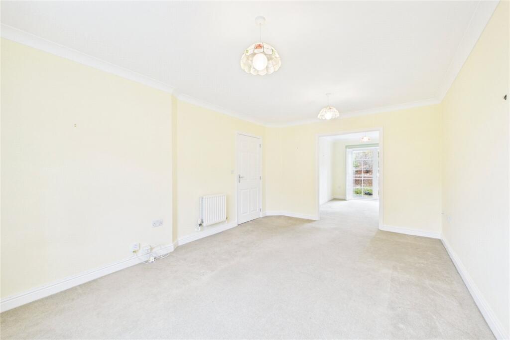 House in Reading - More