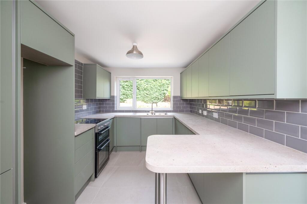 House in St Albans - View 3