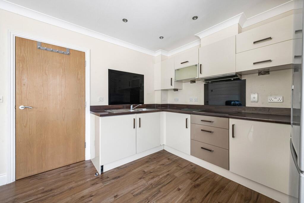 Apartment in London, Selhurst - More