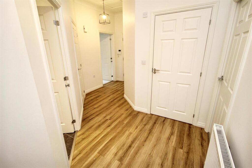 Apartment in Bournemouth - View 5