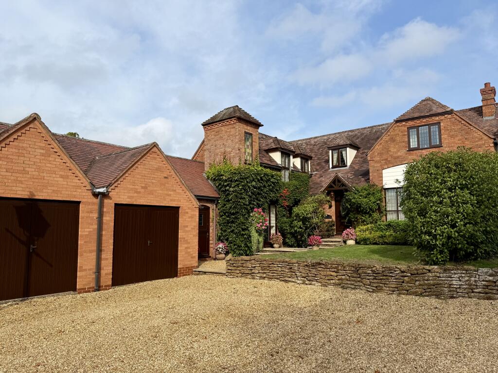 Main image of property: Chestnut Lodge, Clopton, Stratford-upon-avon, Warwickshire