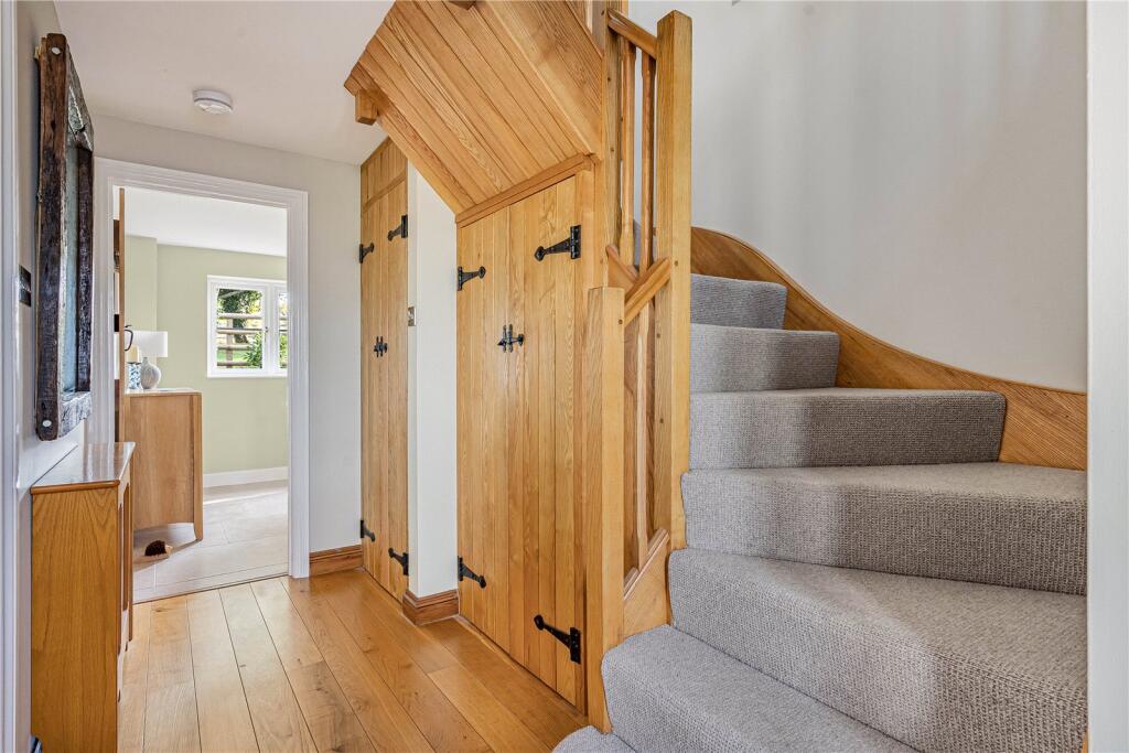 House in Cotswold, Windrush - View 2