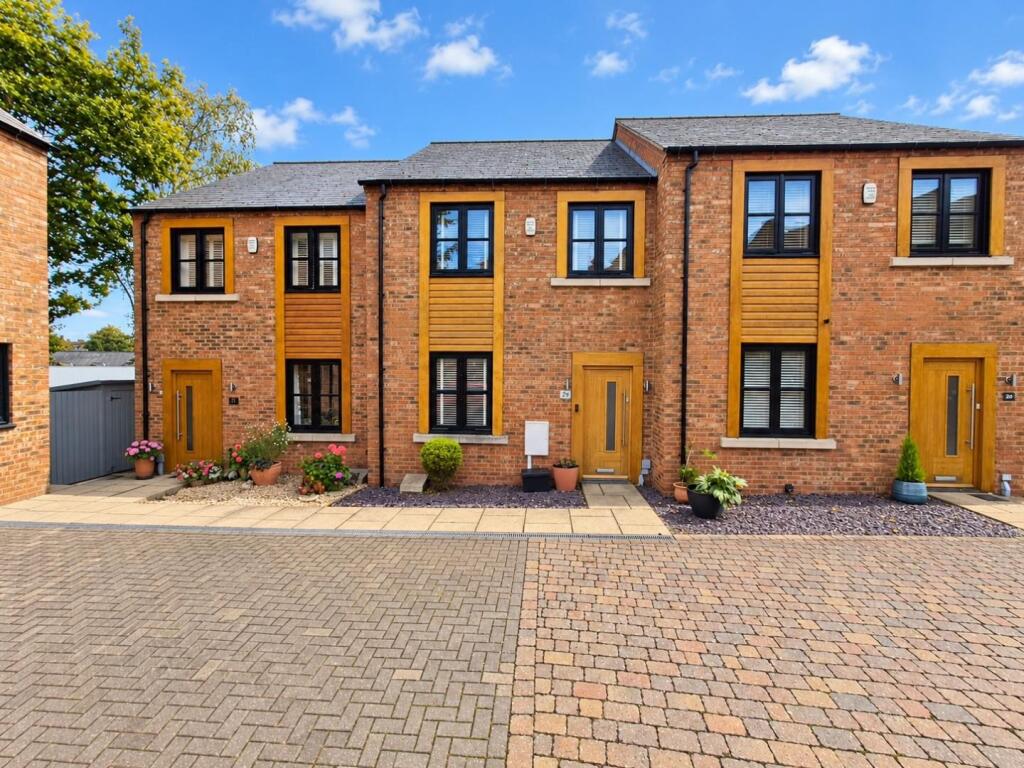 Main image of property: High Street, Earls Barton, Northamptonshire NN6