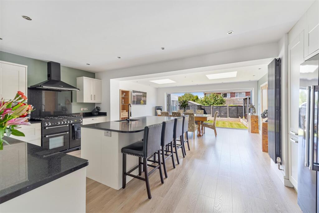 House in Nailsea, North Somerset - View 4