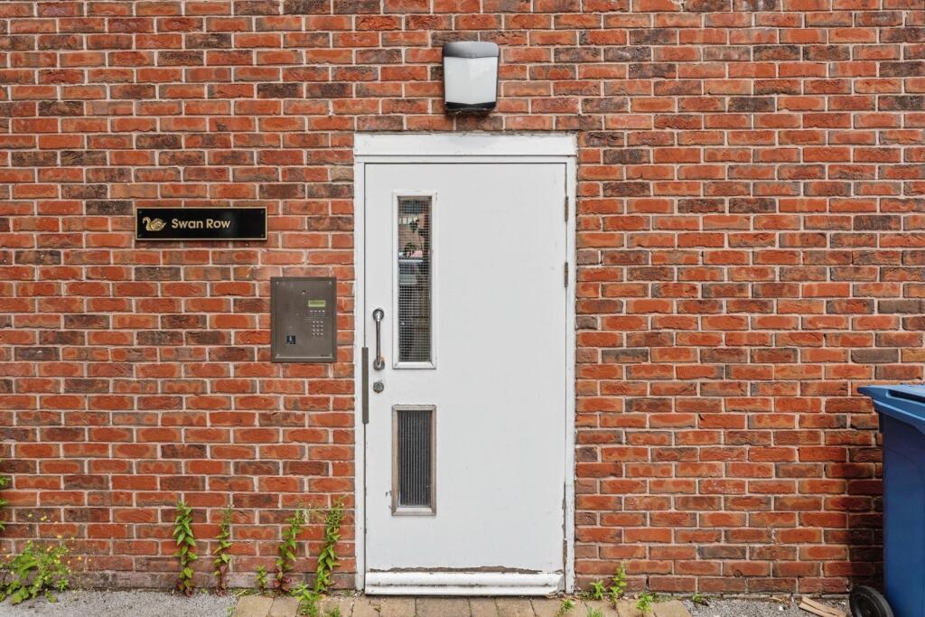 Apartment in Chester, City of Chester - View 2