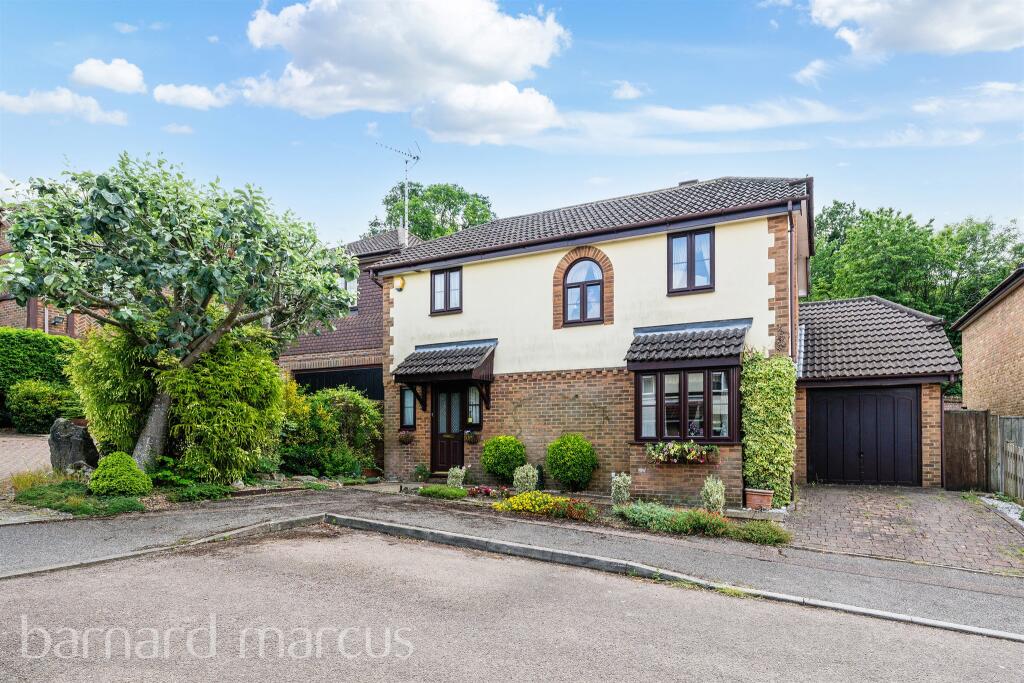 Main image of property: Mannamead, Epsom