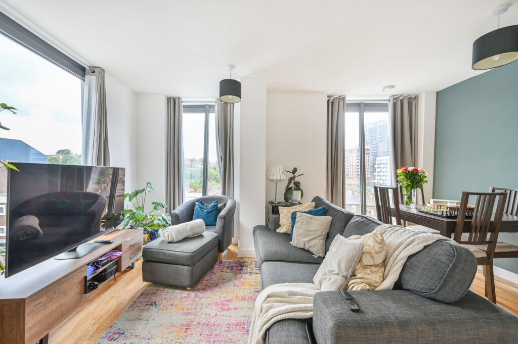 Apartment in London - More