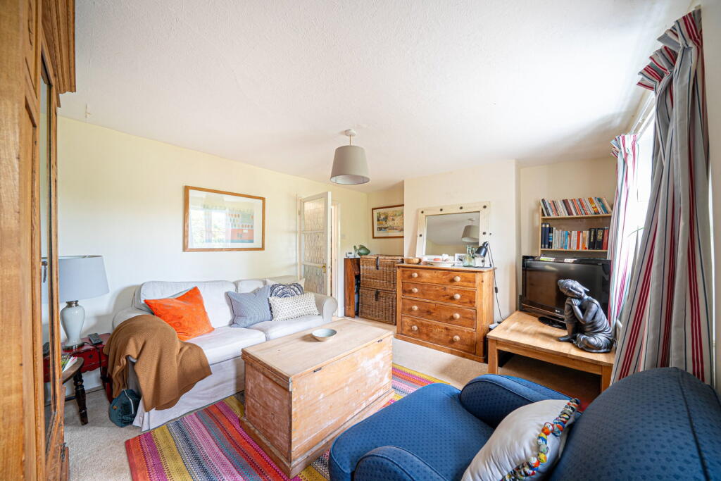 House in Reading - View 3