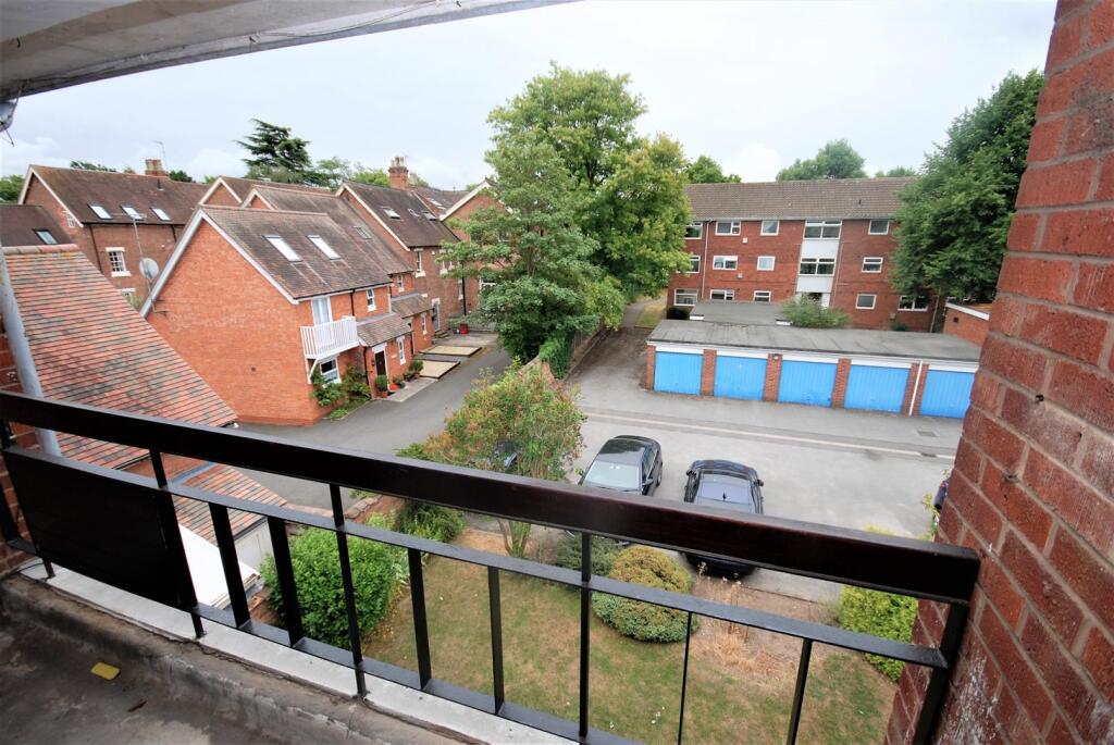 Apartment in Coventry - View 4