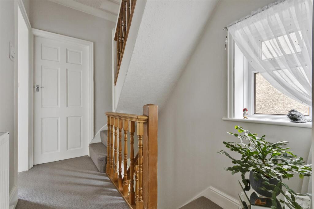 Additional image 9 of Wrose Road, Bradford