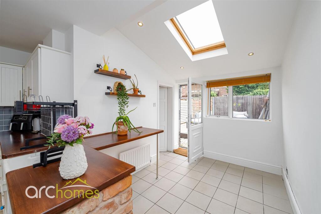 House in Wigan, Hindsford - View 4