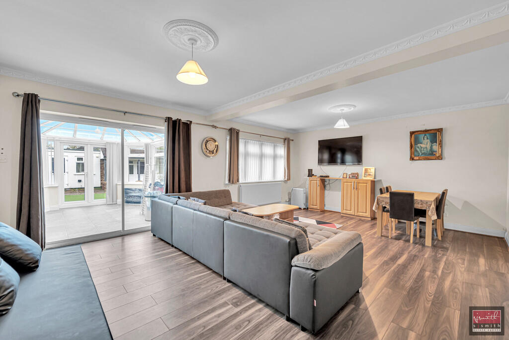 Orchard Way, Ashford - Pamja 2