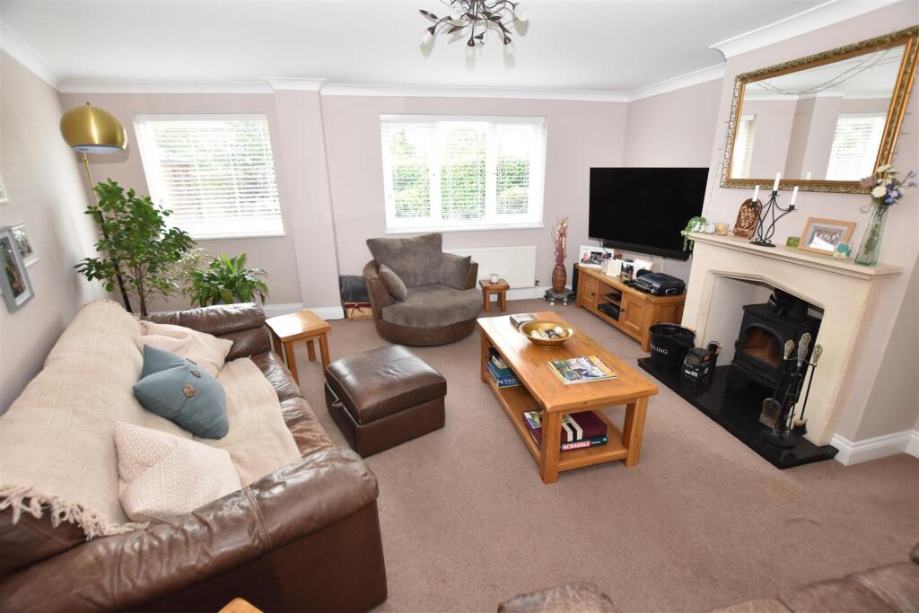 Southview Close, South Woodham Ferrers photo 3