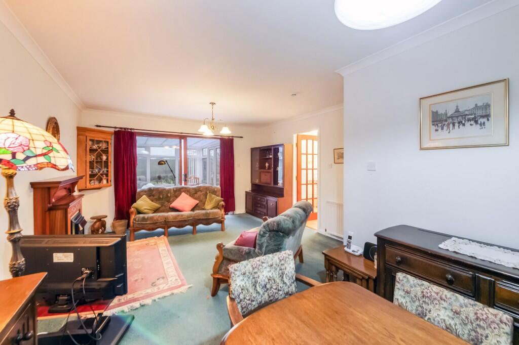 10 Shielinghill Place, Crieff, Perthshire, PH7 photo 4