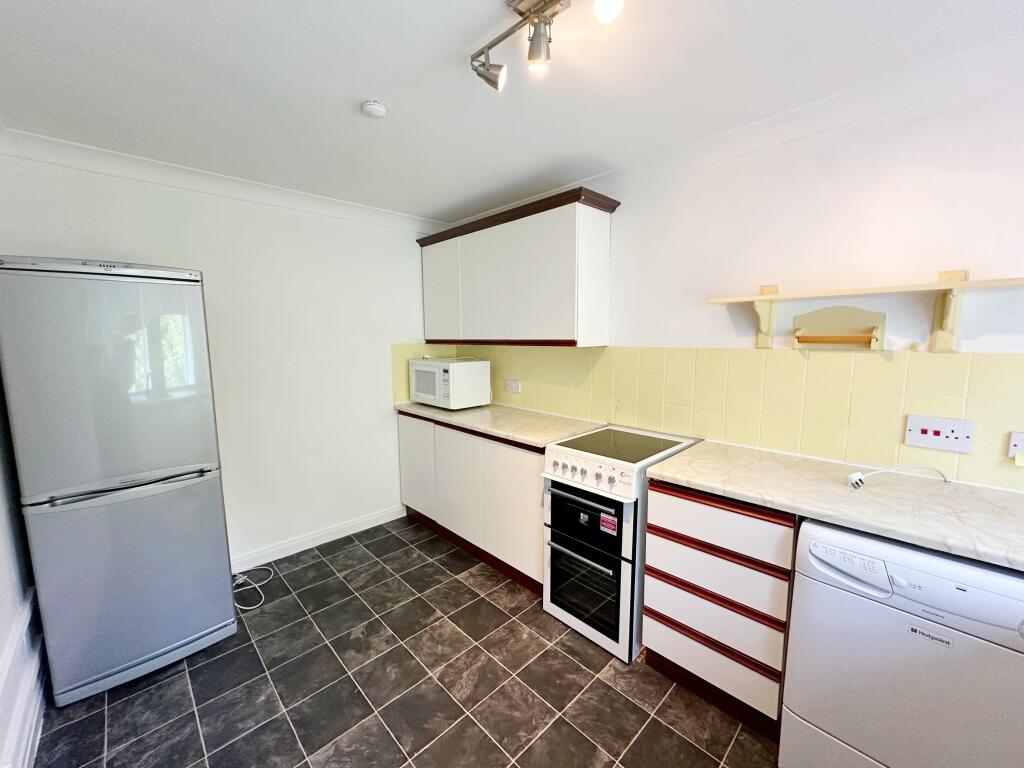 Apartment in Motherwell - View 4