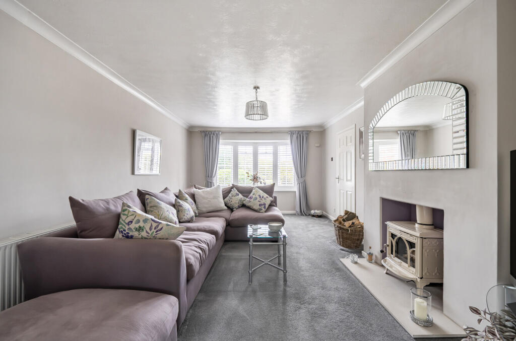 Southview Rise, Alton, Hampshire, GU34 photo 4