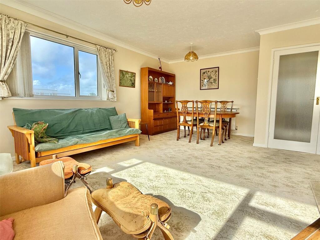Apartment in Southampton - View 5
