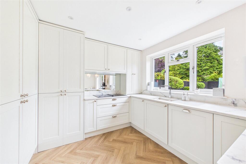 House in Guildford - View 5