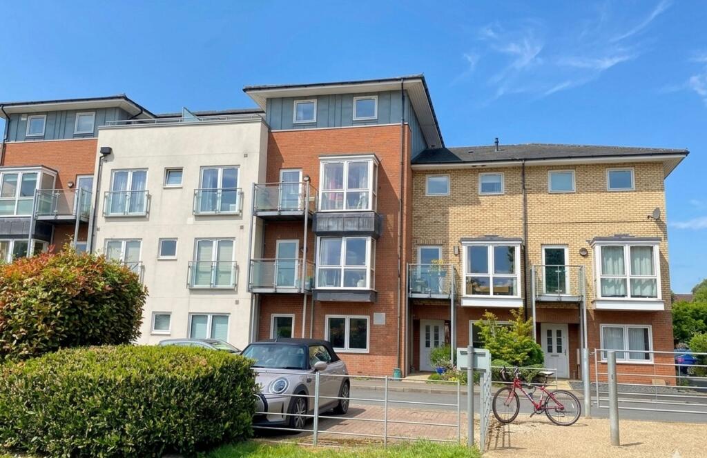 Main image of property: Trent Place, Warwick, CV34