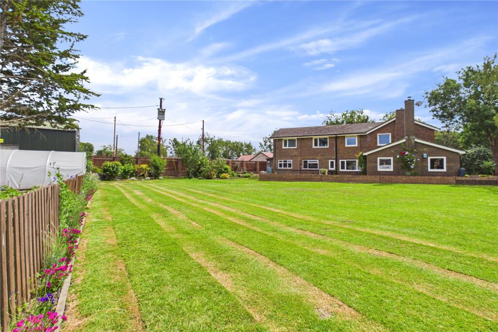 Main image of property: Burghfield Bridge, Burghfield, Reading, Berkshire, RG30