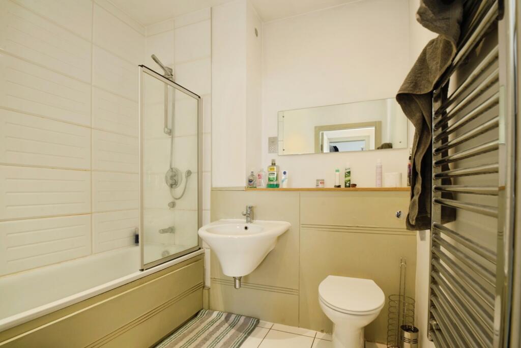 Apartment in Cardiff - View 5