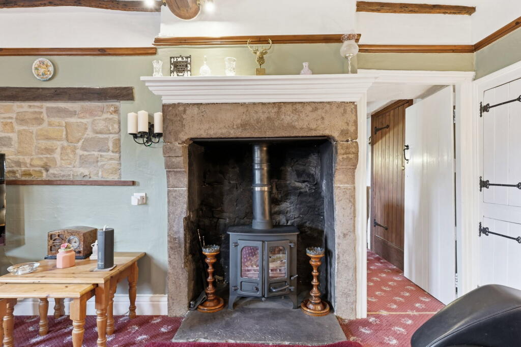 House in Derbyshire Dales, Eyam - View 5