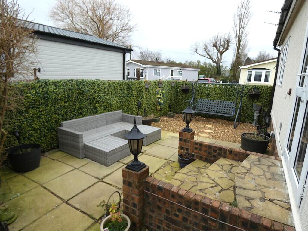 Greenfield Park, Freckleton, Preston, PR4 1UB photo 2
