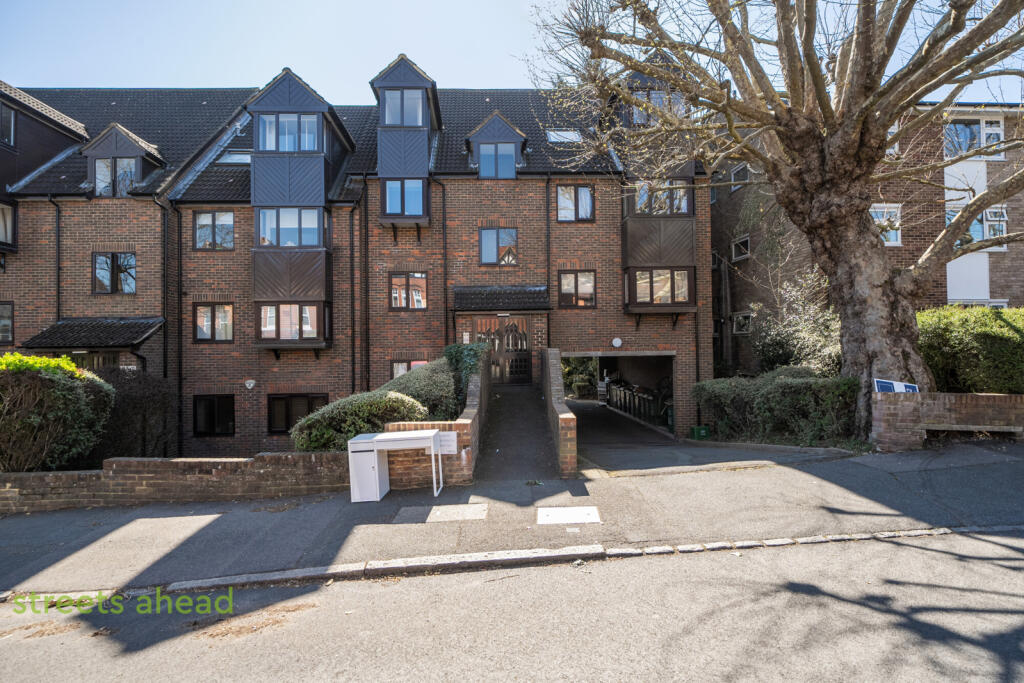 Main image of property: Mowbray Road, London, SE19
