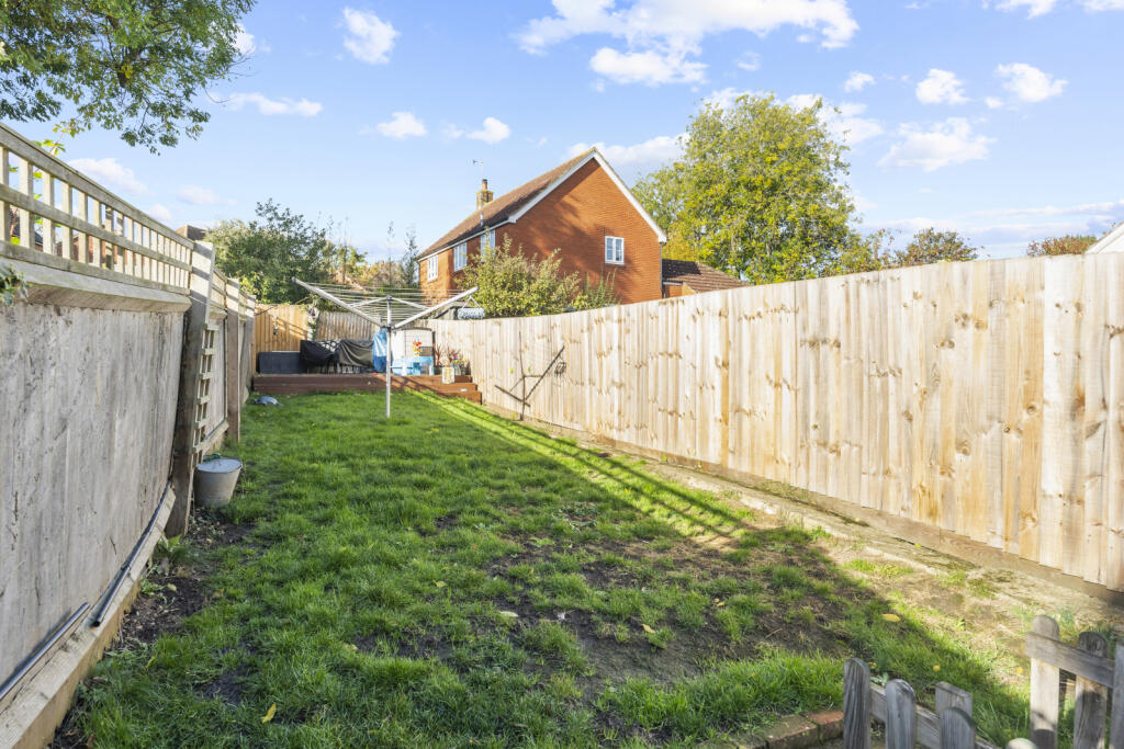 The Causeway, Dunmow, Essex, CM6 photo 3