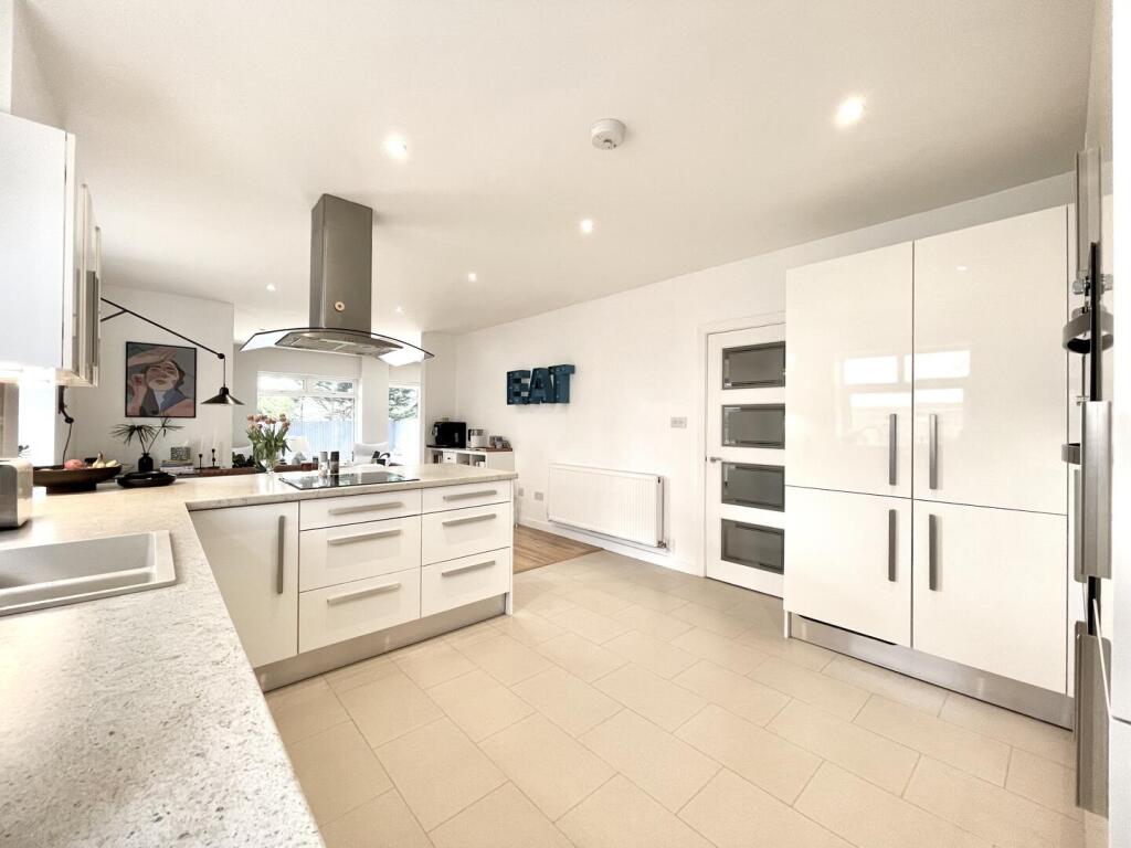 House in Christchurch, Iford, Fairmile - More