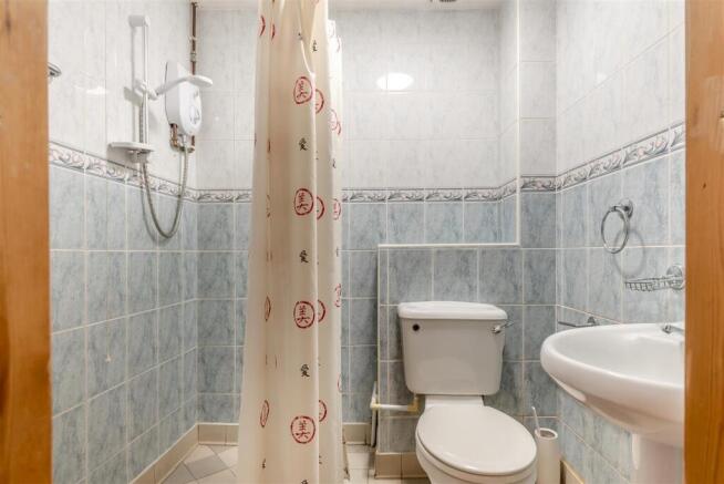 8672402-interior21.jpg