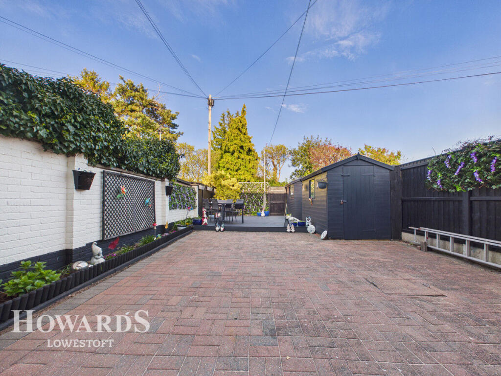 Dell Road, Lowestoft photo 4