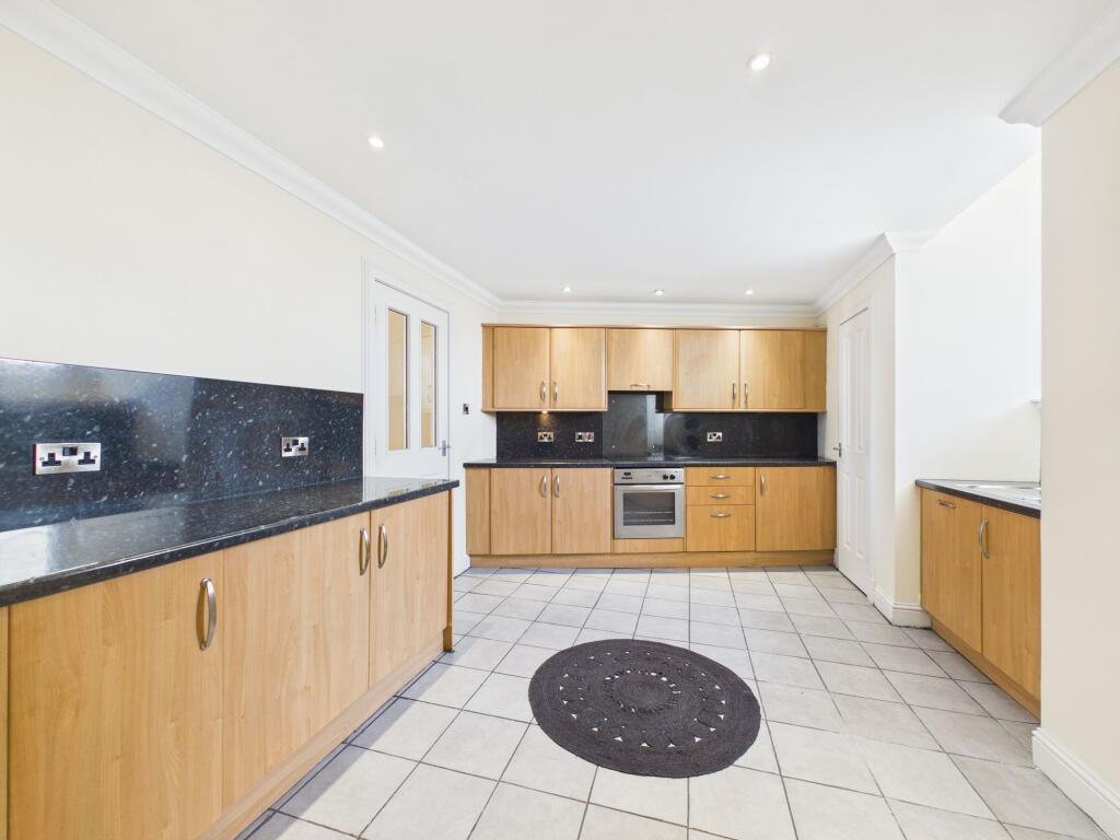 1 Castlegate, Lanark, ML11 photo 4