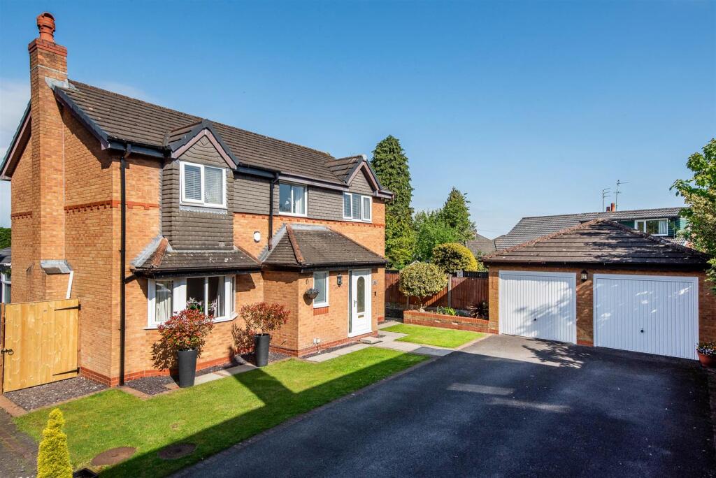 Main image of property: The Cloisters, Leyland