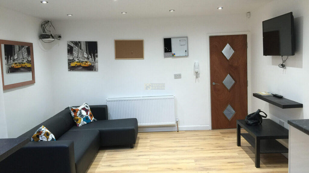 House in Birmingham - View 3