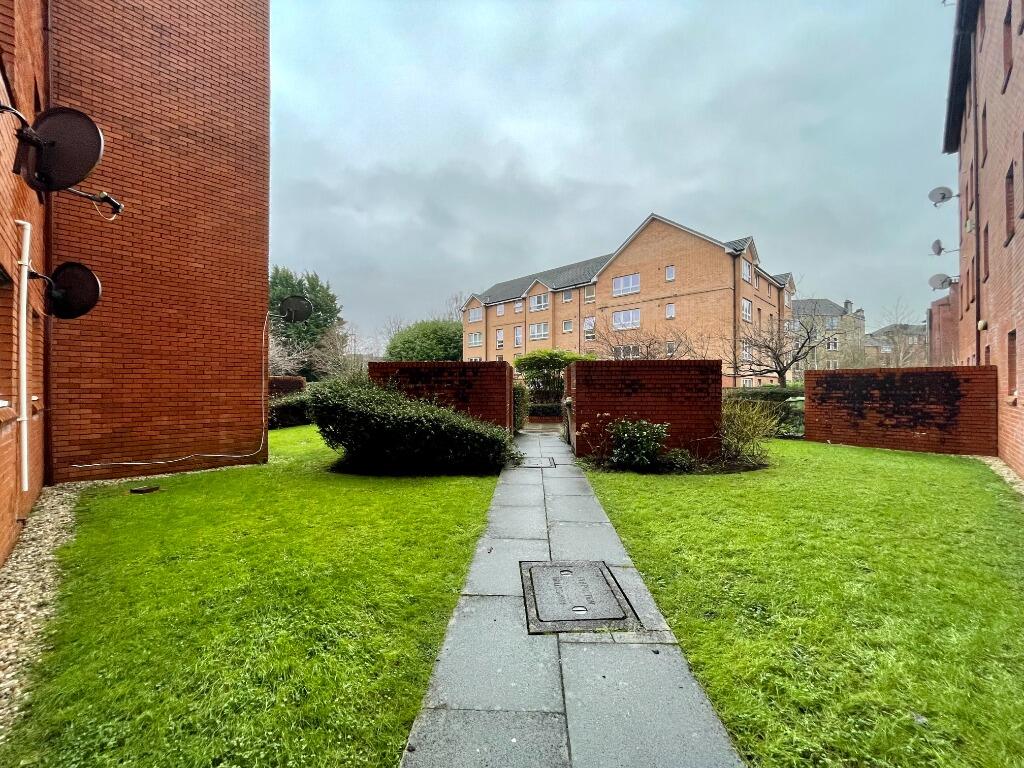 Main image of property: Holmlea Road, Glasgow, G44