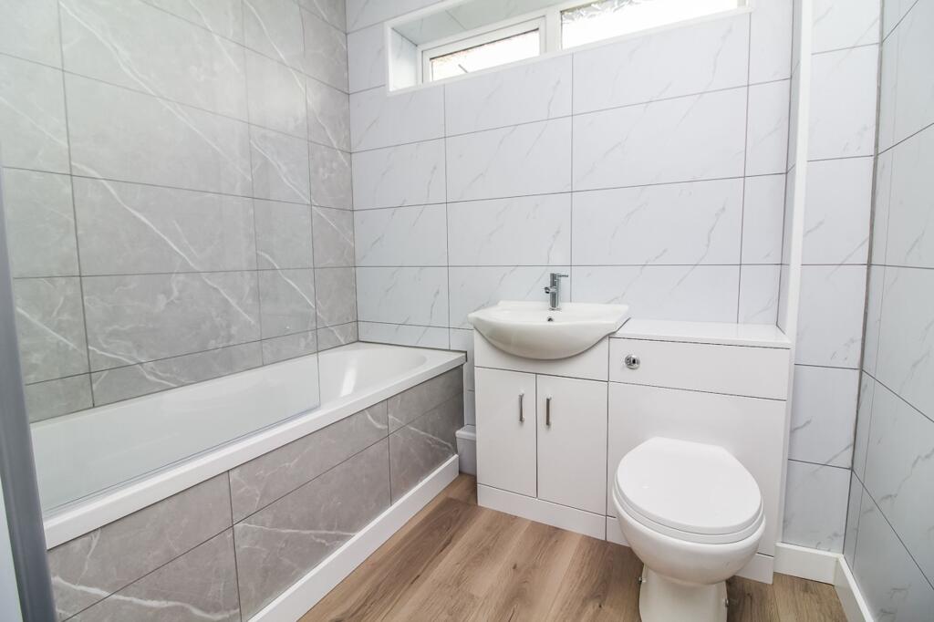House in Chester-le-Street, South Pelaw - View 4